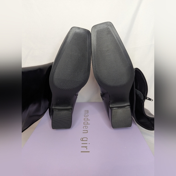 NIB Madden Girl Florance Knee High Low Heel Shiny Black Boots Size 8 WIDE CALF - Picture 7 of 7